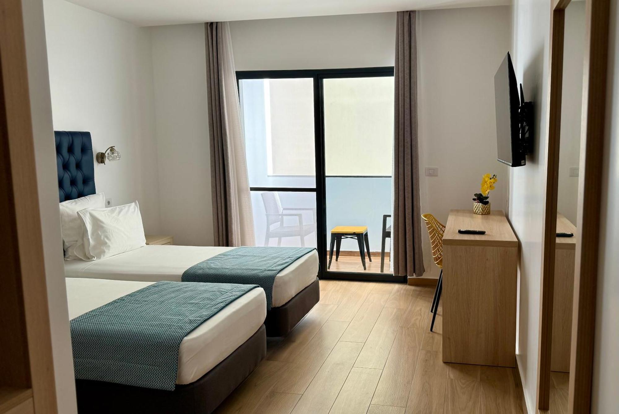 Hotel Blue Sky 塔拉法尔 外观 照片