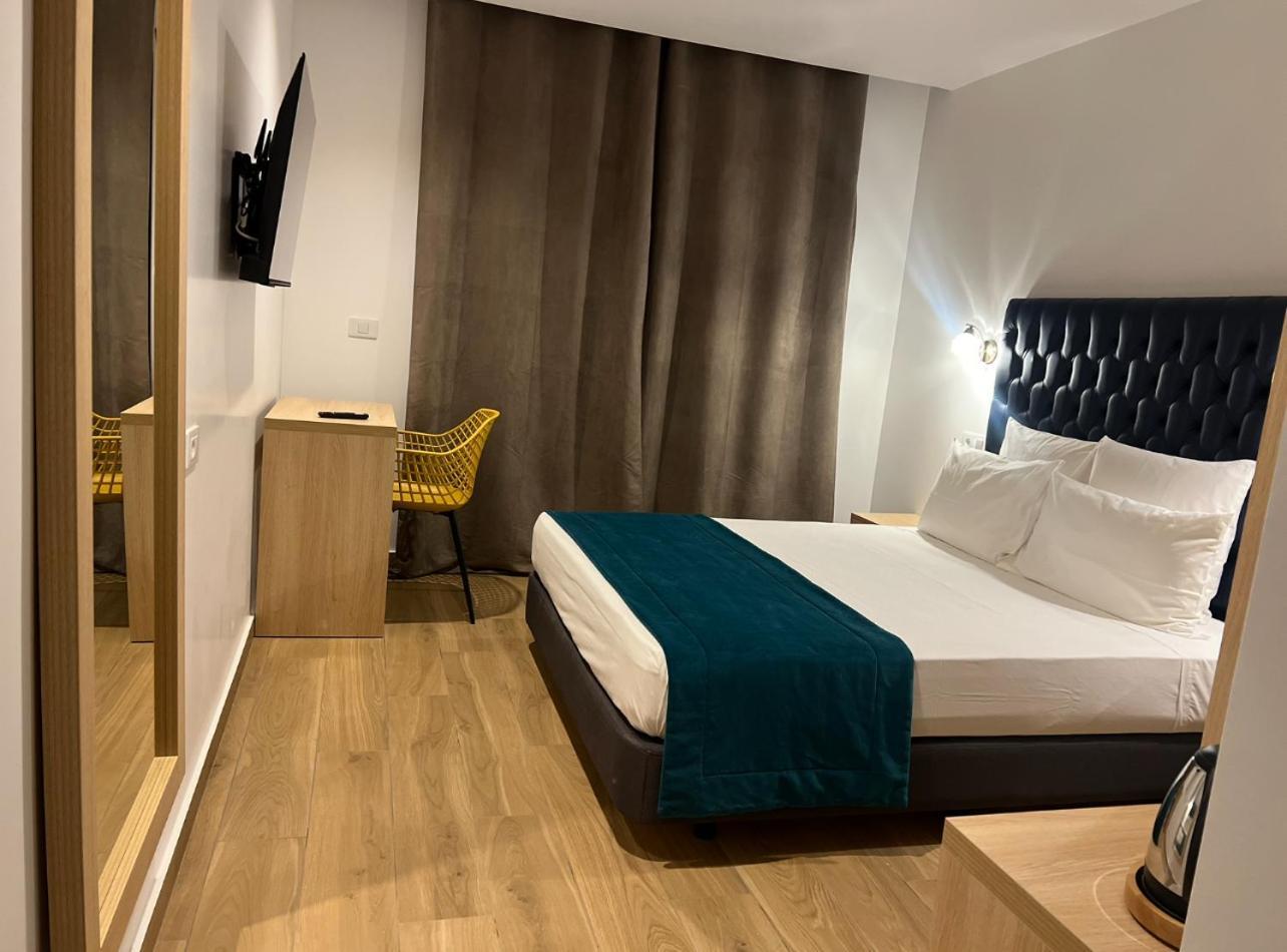 Hotel Blue Sky 塔拉法尔 外观 照片